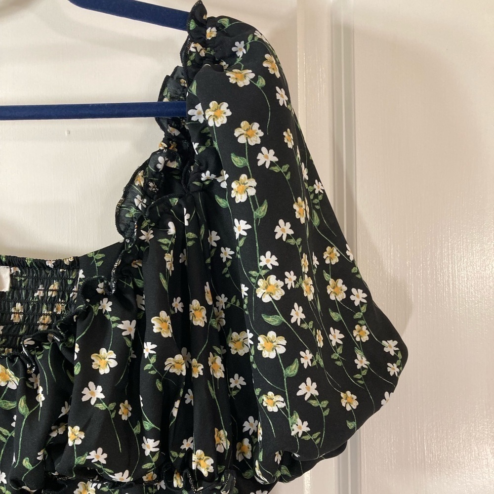 Girl Soul black and daisy empire waist maxi dress w/ smocked back & puff sleeves - Picture 4 of 8